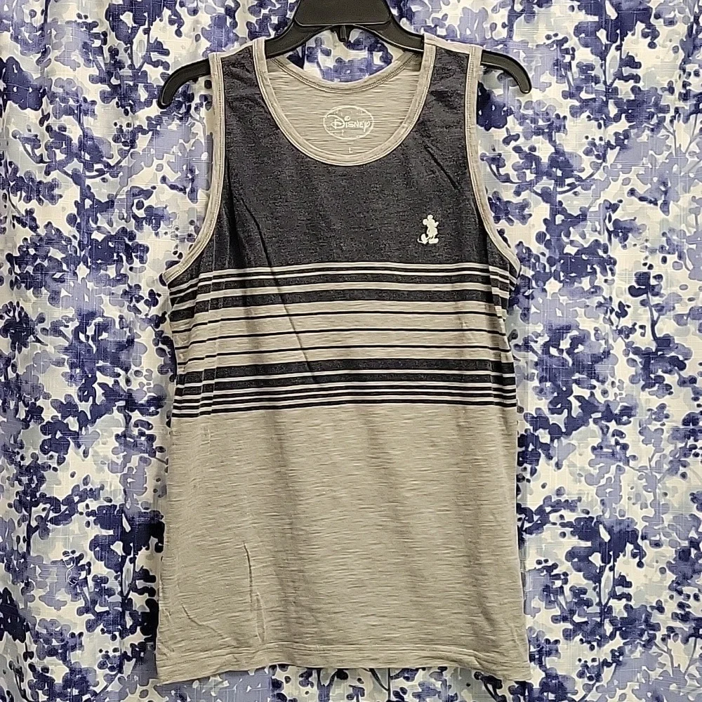 Like New Disney's Mickey Mouse Tank Top 🌈 - Picture 1 of 4
